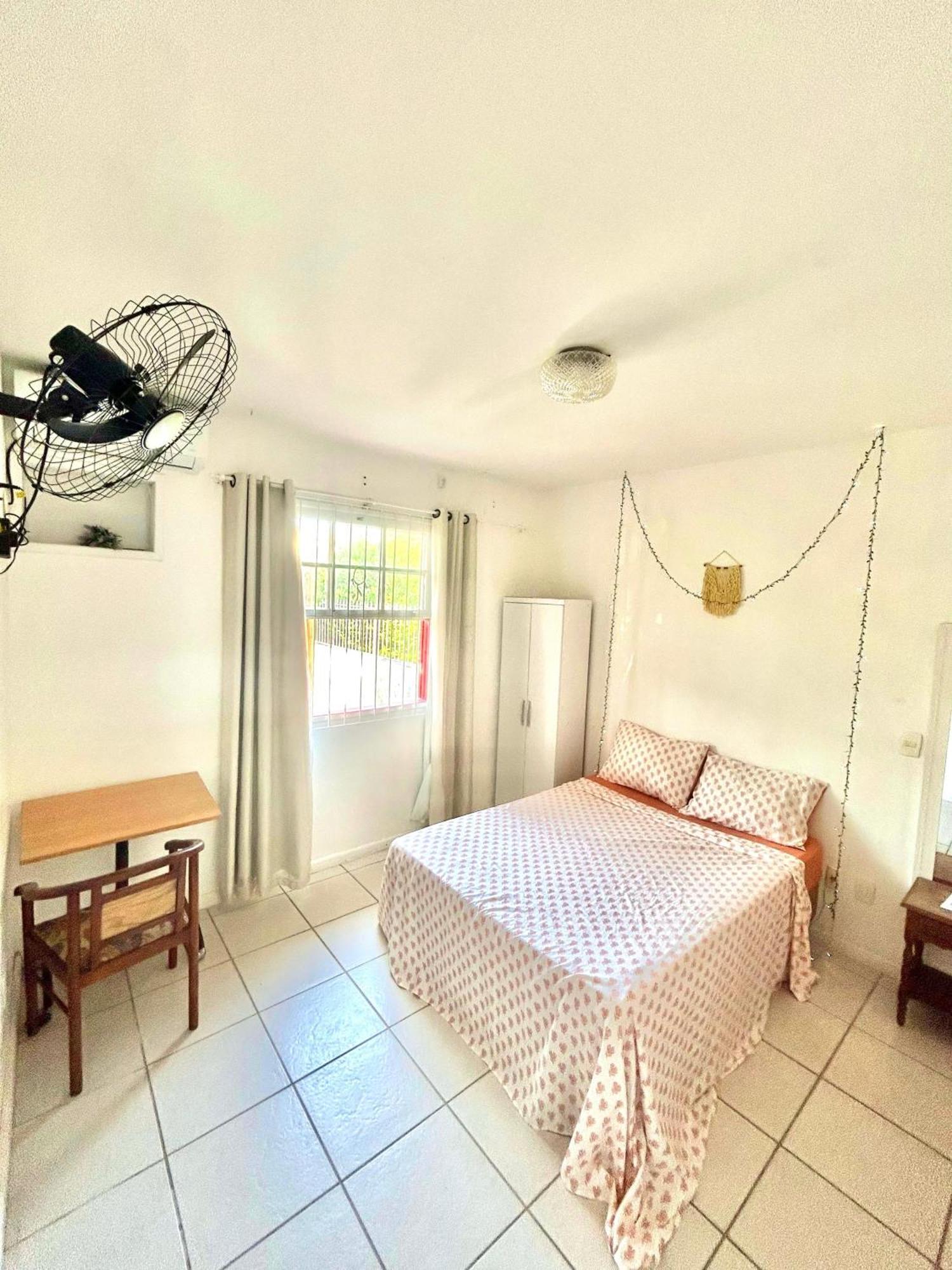 Pequi Hostel *